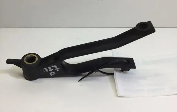Opel Astra H Radiator mount bracket 13162131