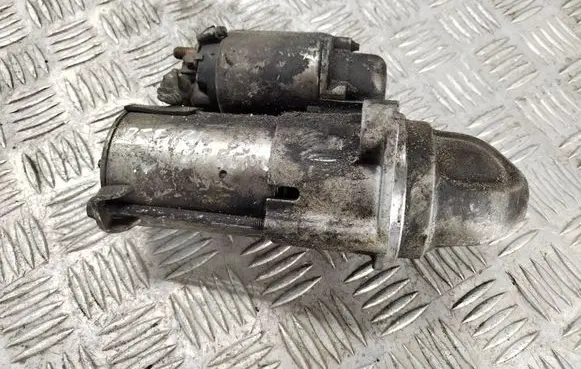 Opel Zafira A Starter motor