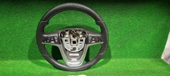 Opel Astra J Steering wheel 13351028 307178399P10H 0060021775