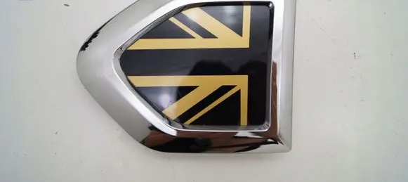 Mini Cooper Countryman F60 Fender model badge letters 111861580