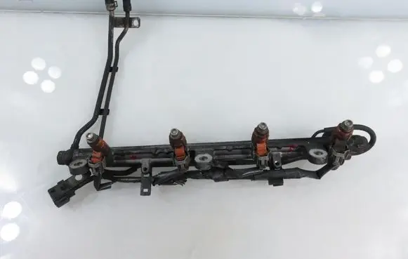 Suzuki Grand Vitara I Fuel main line pipe INP771