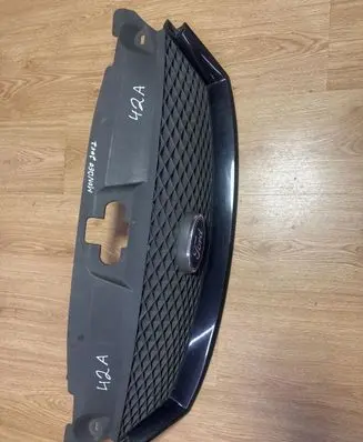 Ford Mondeo Mk III Front bumper upper radiator grill 1S7X8A100 1S7X8A100AK 1S7X8A133AK