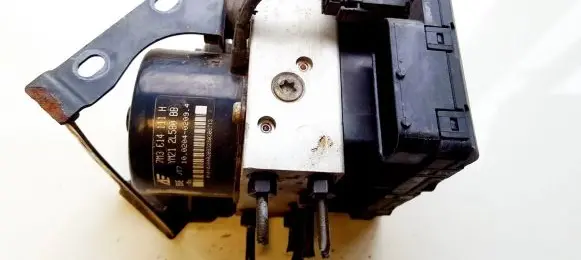Seat Alhambra (Mk1) ABS Pump 1J0907379P 5WK8476