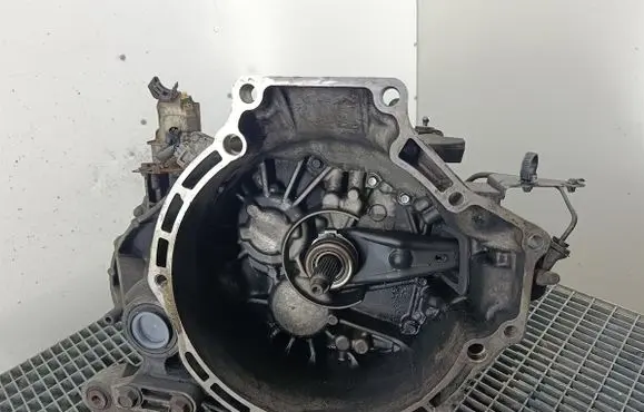Mazda 5 Manual 6 speed gearbox 