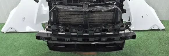 Opel Vivaro Radiator support slam panel