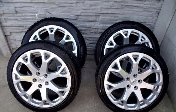 Maserati Quattroporte R19 alloy rim 