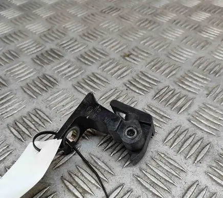 Porsche Cayenne (92A) Front door upper hinge 8K0831402A