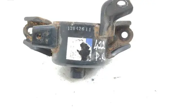 Hyundai i40 Engine mount bracket