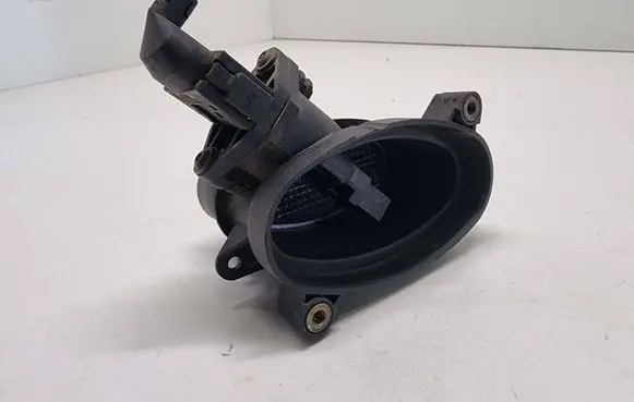 BMW 5 E39 Mass air flow meter 0928400314 1371 2247002