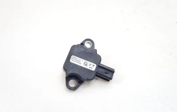 Tesla Model S Airbag deployment crash/impact sensor 103022400A