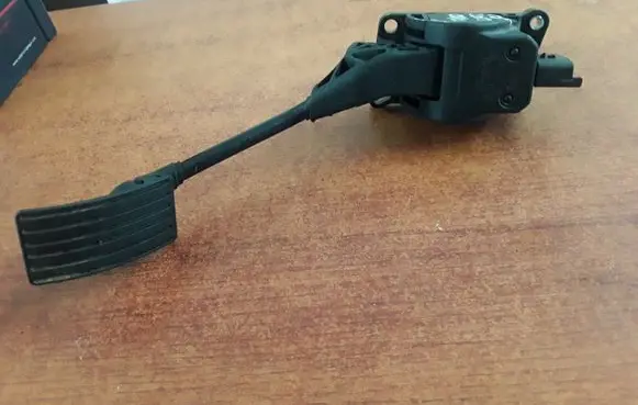 Citroen C5 Accelerator pedal position sensor 0280755097 9661504180