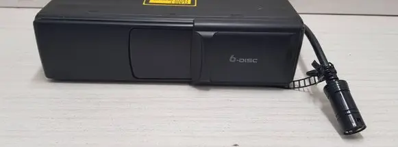 Audi A6 S6 C5 4B CD/DVD changer FA05735