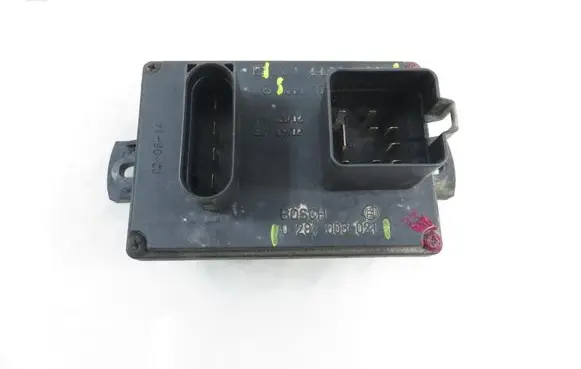 Smart ForTwo I Glow plug pre-heat relay 0004491V007 6601500079 0281003021