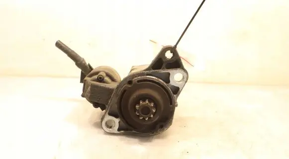 Volkswagen Golf IV Starter motor D7ES5