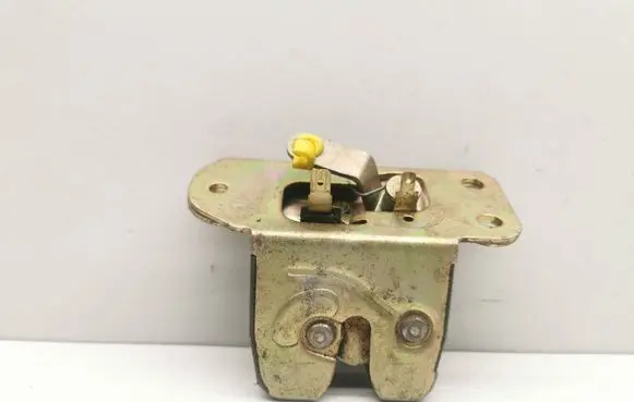 Volvo S40, V40 Tailgate/trunk/boot lock/catch/latch