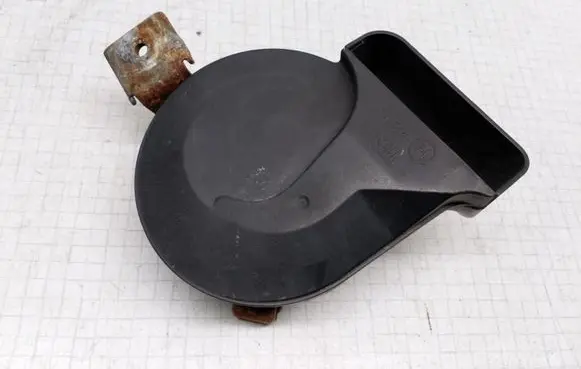 Volvo V70 Horn signal 9178849 49042