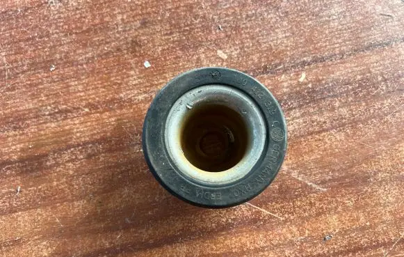 Seat Mii Coil spring mount 1J0412319C