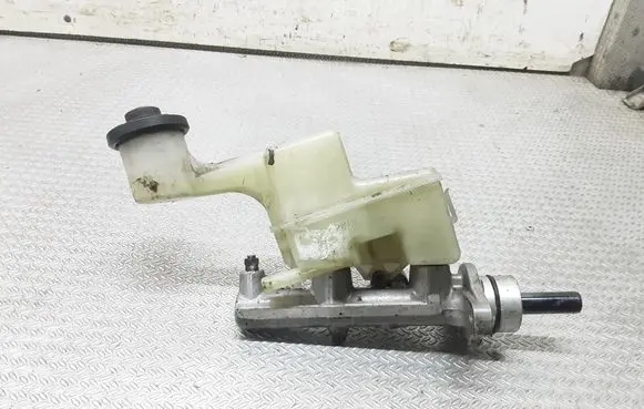 Toyota Corolla Verso E121 Master brake cylinder 13231110310