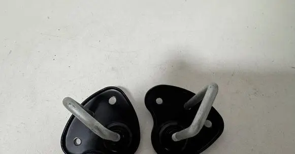 BMW 7 G11 G12 Engine bonnet/hood lock/latch loop/hook 51237347412 7347412