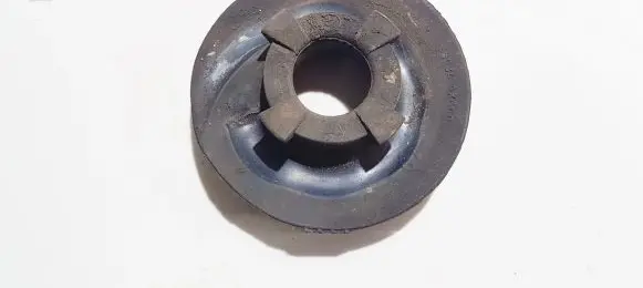 Renault Clio III Front coil spring rubber mount 8200218906 55034ax600