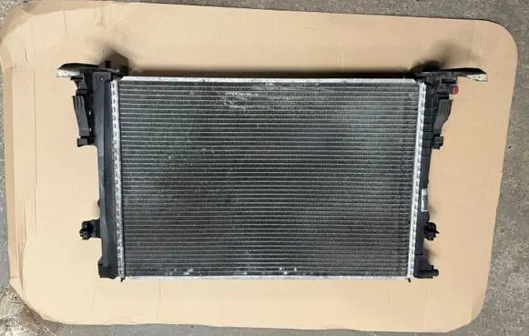 Mercedes-Benz GLA W156 Coolant radiator A2465001203