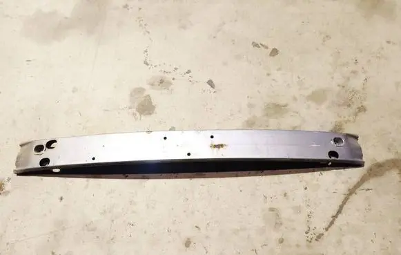 Toyota Yaris Front bumper cross member