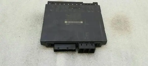 Mercedes-Benz S W220 Other control units/modules A2208205585