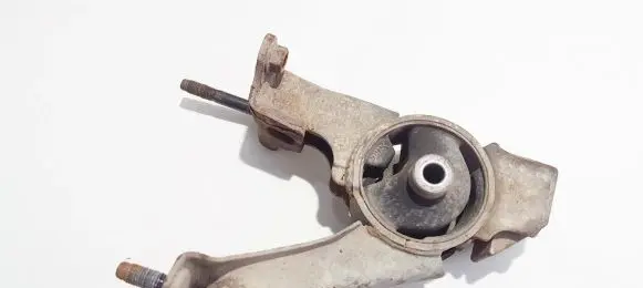 Toyota Avensis T250 Engine mount bracket av72531 av-72531