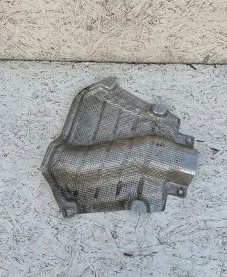Ford Kuga III Heat shield in engine bay 