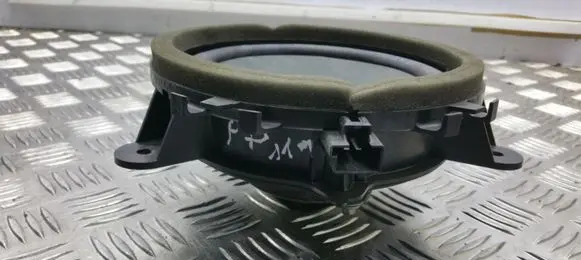 Volvo V60 Front door speaker 30657445