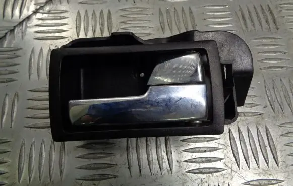 Ford Mondeo Mk III Rear door interior handle trim 