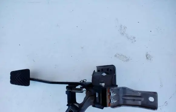 KIA Sportage Brake pedal JFUA0220