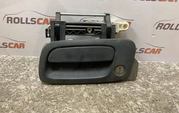 Opel Zafira A Front door exterior handle GM712