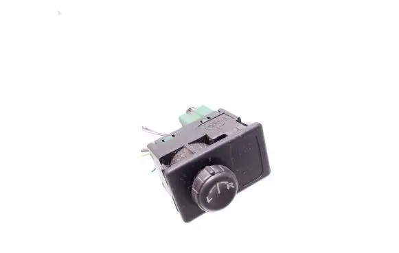 Nissan Primera Wing mirror switch