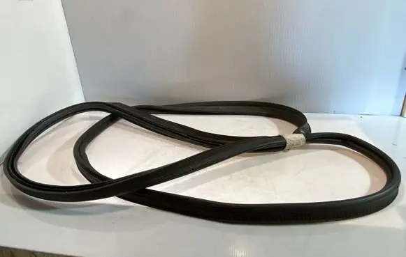 Audi A6 S6 C7 4G Trunk rubber seal (body) 4G5827705A