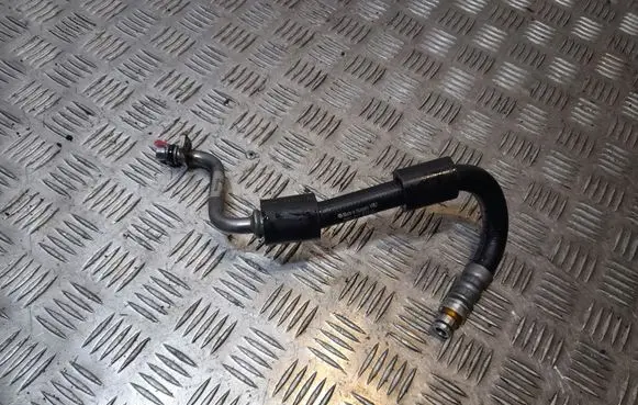 Volkswagen Tiguan Gearbox / Transmission oil cooler 5N0317820B