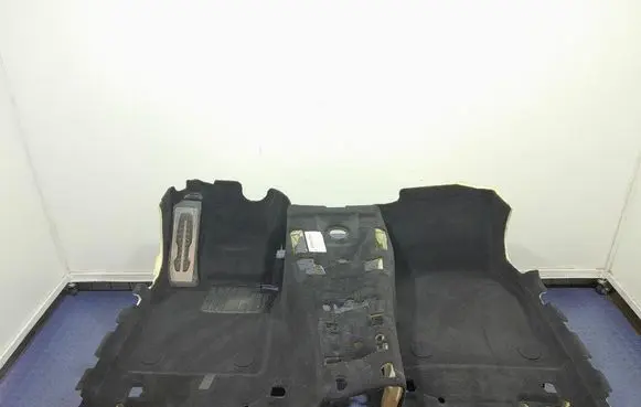 BMW M5 Front floor carpet liner 8070639