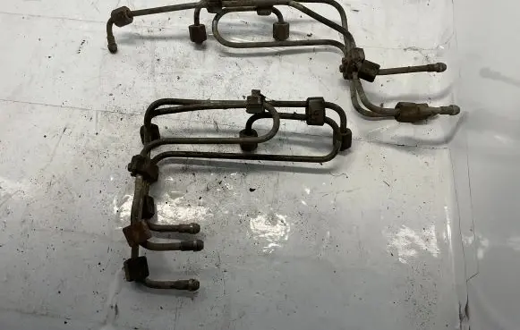 Nissan Patrol Y60 Fuel line pipe