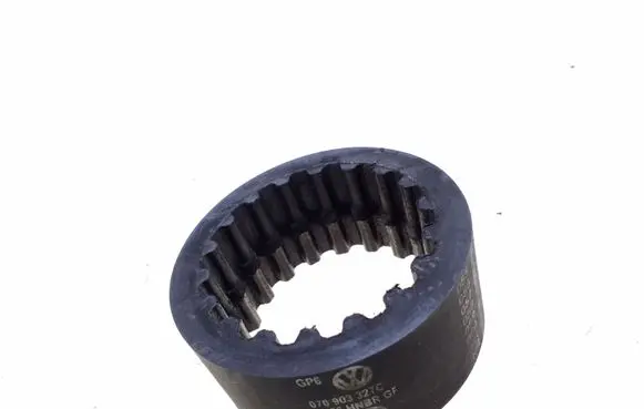 Volkswagen Touareg I A/C flexible coupling/sleeve 070903327C