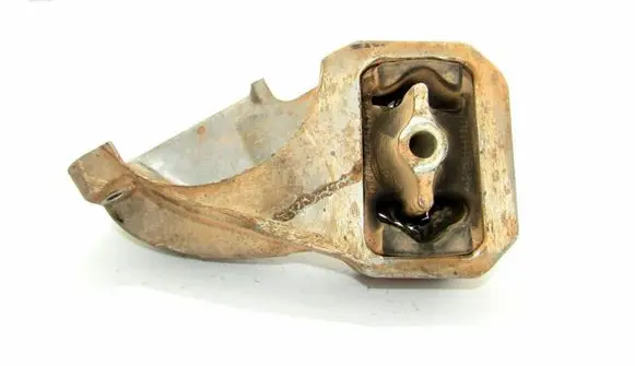 Jeep Commander Engine mount bracket 52090309AD