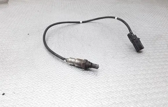 Volkswagen Transporter - Caravelle T6 Lambda probe sensor 04L906262E