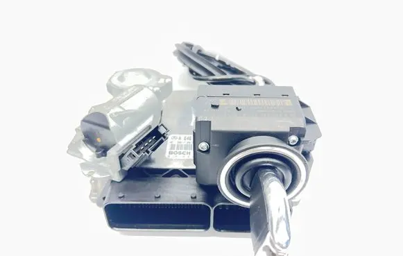 Engine ECU kit and lock set