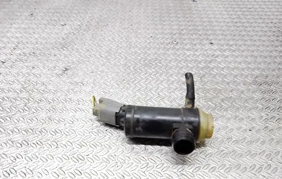 Subaru Forester SH Windscreen/windshield washer pump