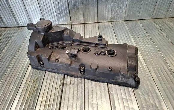 Rocker cam cover