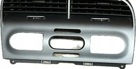 Seat Altea XL Dash center air vent grill 5P1819110J