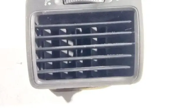 Volkswagen Golf V Dash center air vent grill 1k0819710 13-55d300496