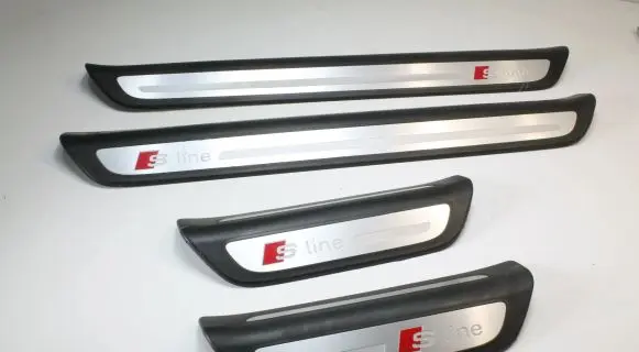 Audi Q3 8U sill trim set (inner) 8U0853376A 8U0853375A