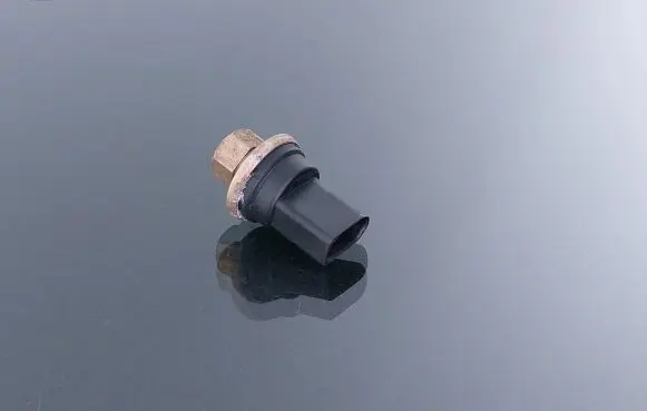 Air conditioning (A/C) pressure sensor