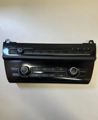 BMW 5 F10 F11 Climate control unit 16046610