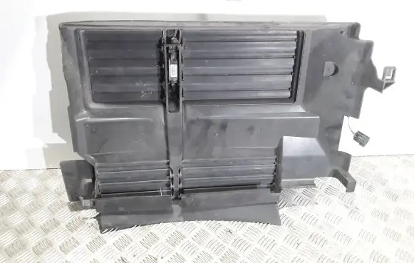 Ford Focus Intercooler air guide/duct channel BM518475CD BM518476AB 6466R420